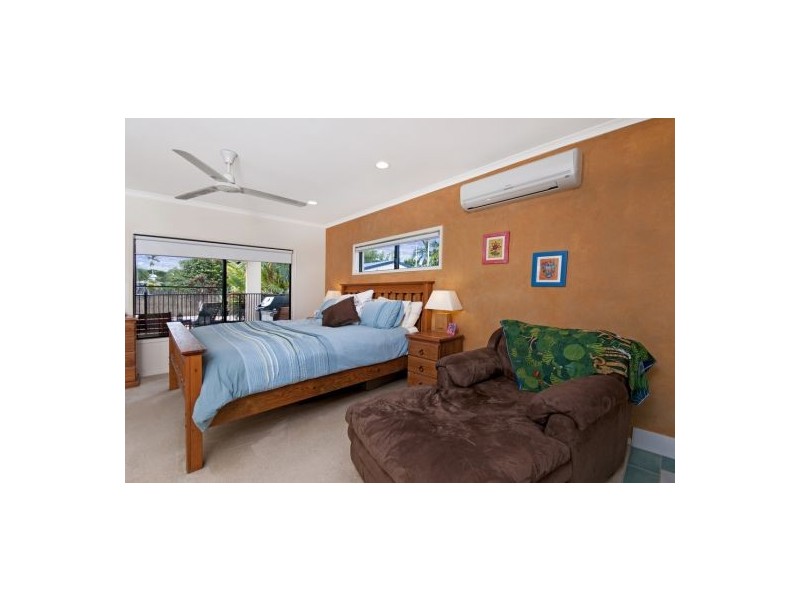 6 Gavin Street, Smithfield QLD 4878