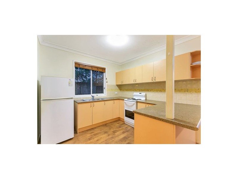 318 Mcleod Street, Cairns North QLD 4870