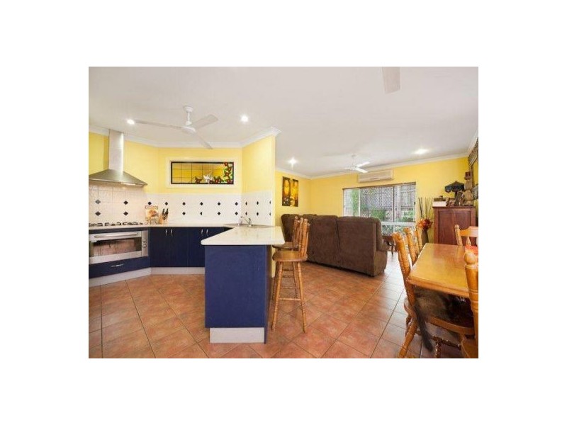 13 Smoko Close, Brinsmead QLD 4870