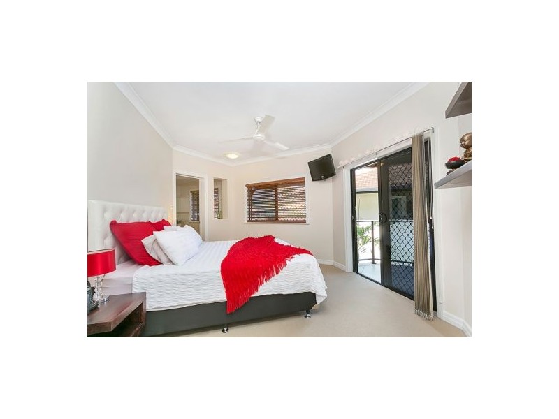 4/11 Rutherford Street, Yorkeys Knob QLD 4878