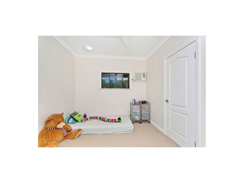 4/11 Rutherford Street, Yorkeys Knob QLD 4878