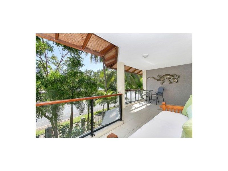 4/11 Rutherford Street, Yorkeys Knob QLD 4878