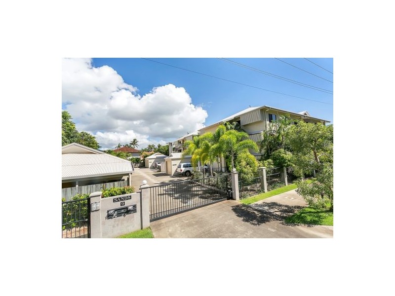 4/11 Rutherford Street, Yorkeys Knob QLD 4878