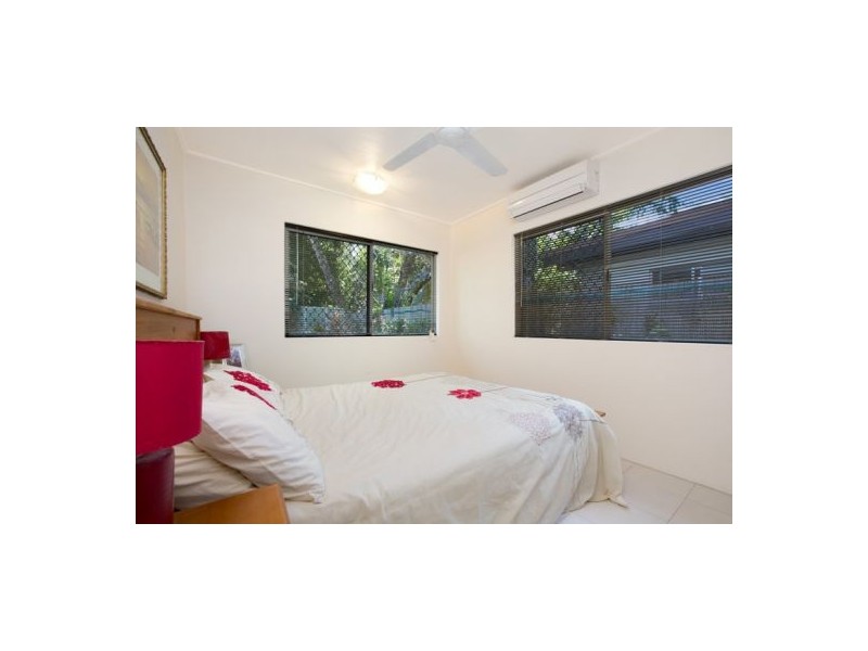 1/44 Mimosa Street, Holloways Beach QLD 4878