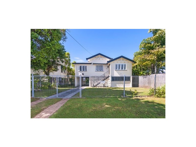 23 Joan Street, Bungalow QLD 4870