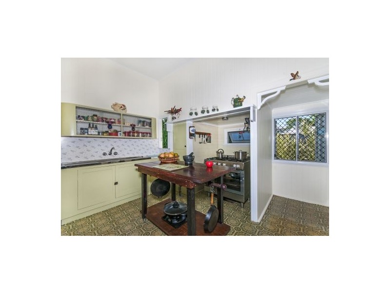 23 Joan Street, Bungalow QLD 4870