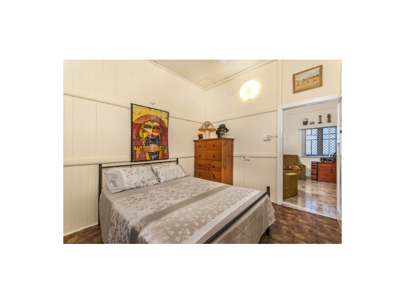 23 Joan Street, Bungalow QLD 4870