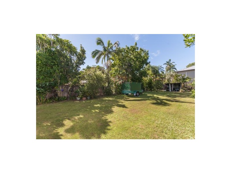 23 Joan Street, Bungalow QLD 4870