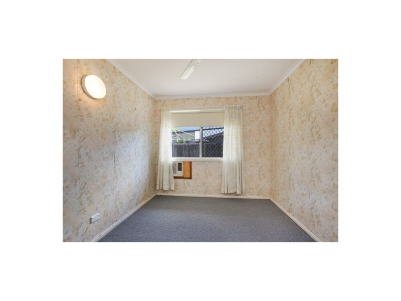 7 Zamia Street, Holloways Beach QLD 4878