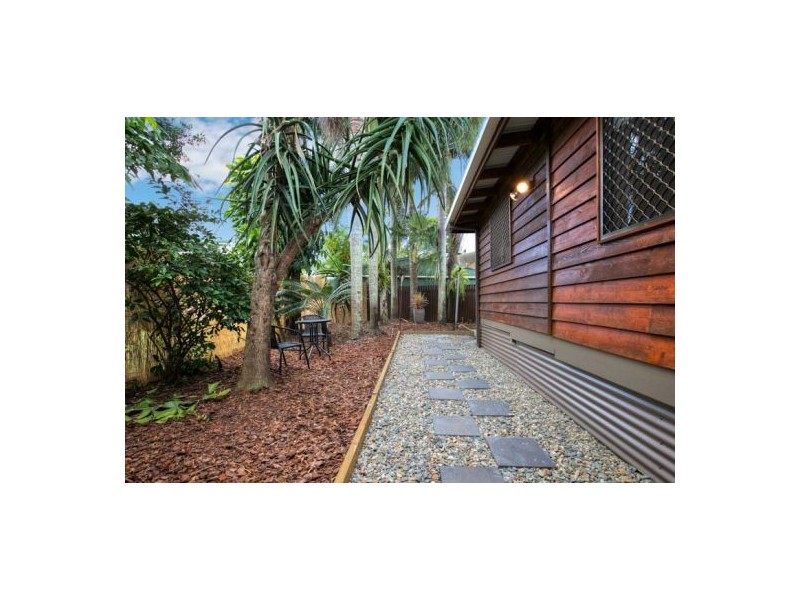 490 Severin St, Manunda QLD 4870