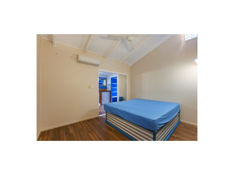 490 Severin St, Manunda QLD 4870