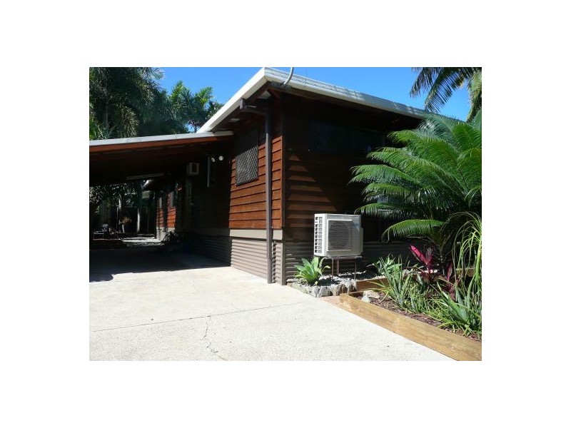 490 Severin St, Manunda QLD 4870