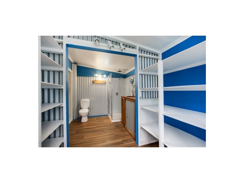 490 Severin St, Manunda QLD 4870