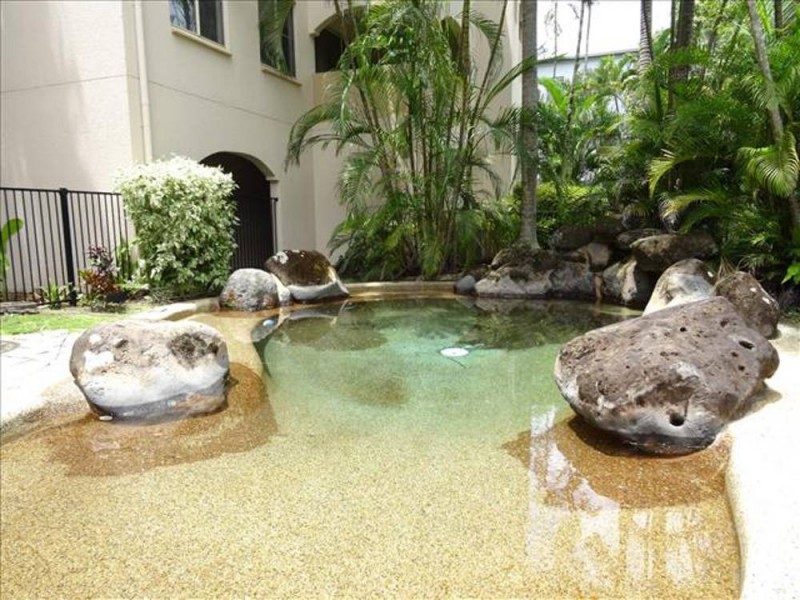 7/2 Chester Court, Manunda QLD 4870