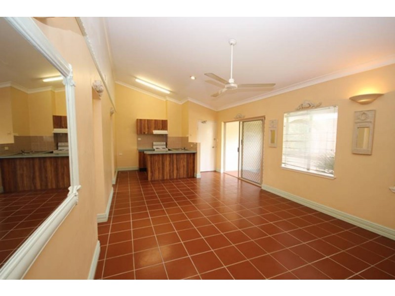 7/2 Chester Court, Manunda QLD 4870