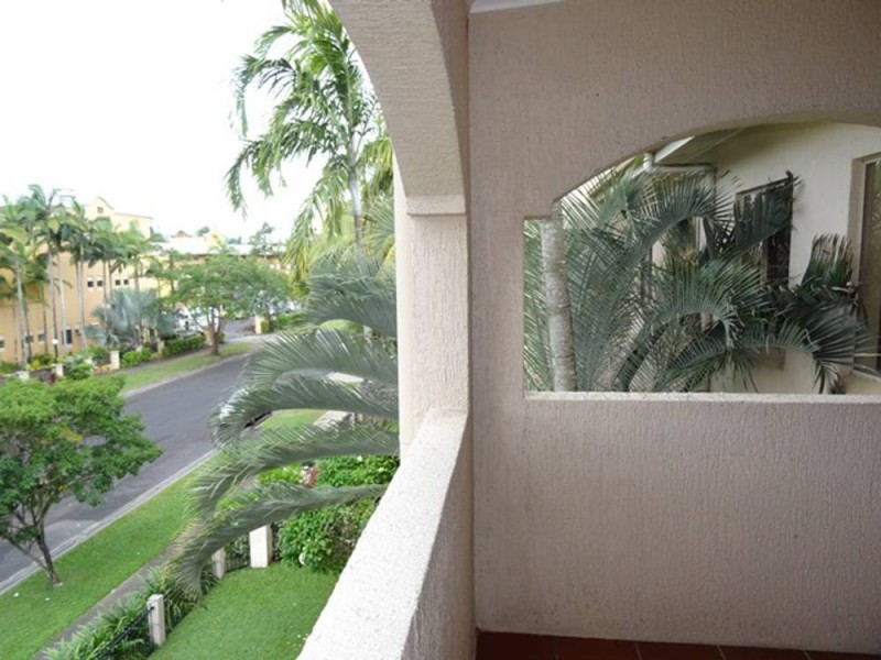 7/2 Chester Court, Manunda QLD 4870