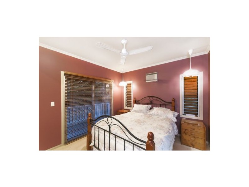 13 Lydia Street, Smithfield QLD 4878