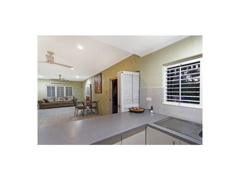 13 Lydia Street, Smithfield QLD 4878