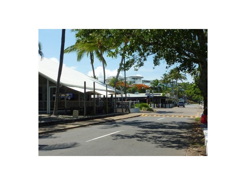12/110 Moore Street, Trinity Beach QLD 4879