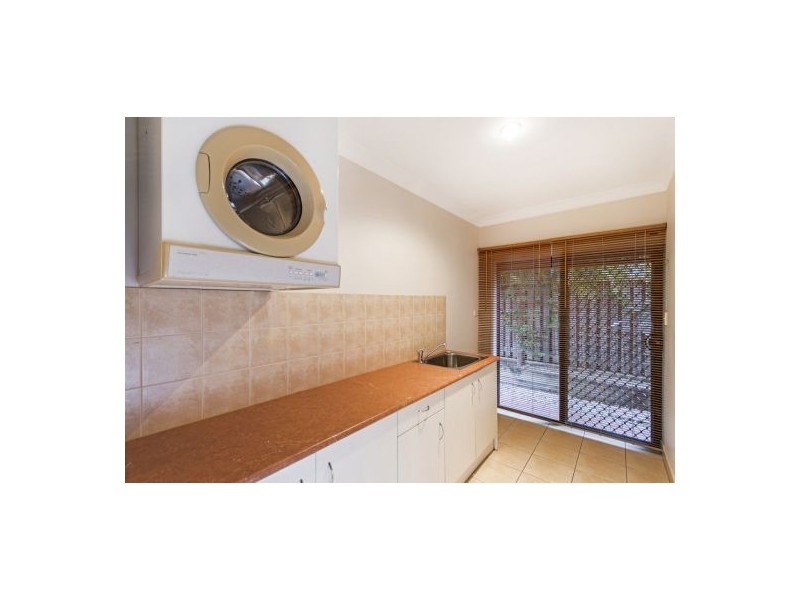 1 Red Peak Boulevard, Caravonica QLD 4878