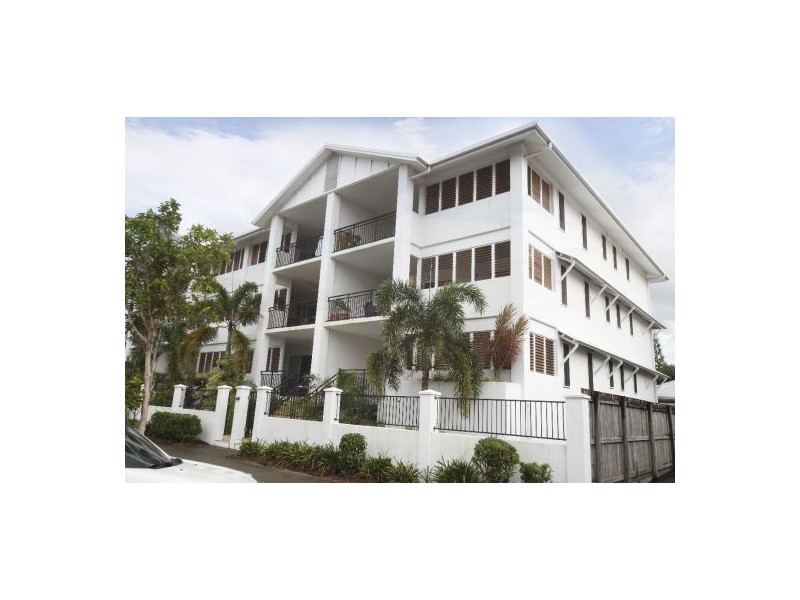 4/16-18 Smith Street, Cairns North QLD 4870