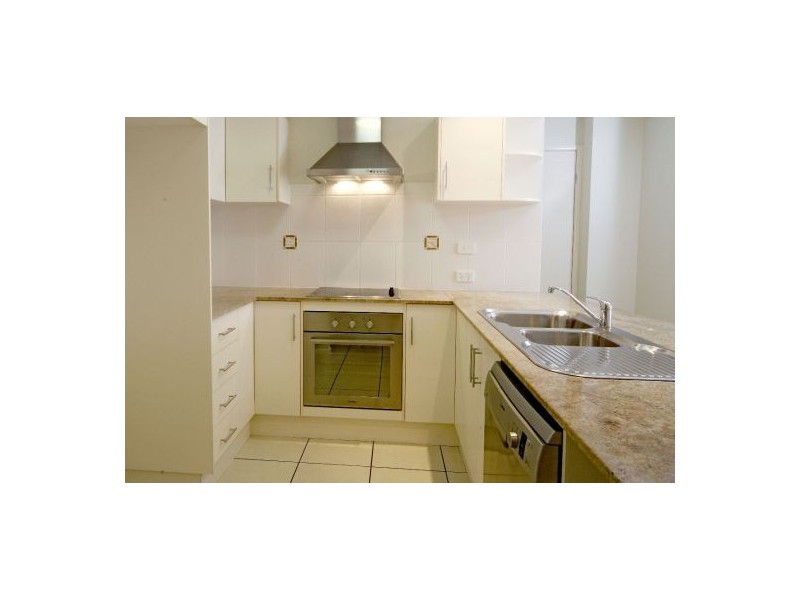 4/16-18 Smith Street, Cairns North QLD 4870