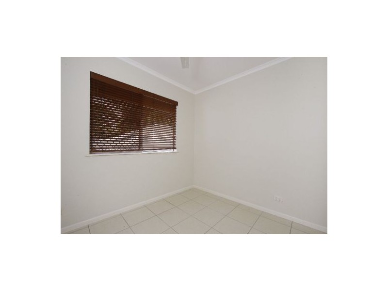 4/16-18 Smith Street, Cairns North QLD 4870