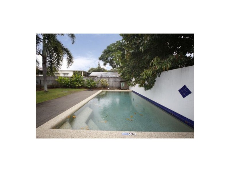 4/16-18 Smith Street, Cairns North QLD 4870