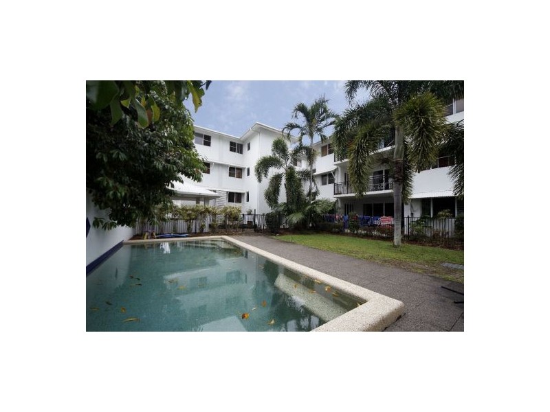 4/16-18 Smith Street, Cairns North QLD 4870