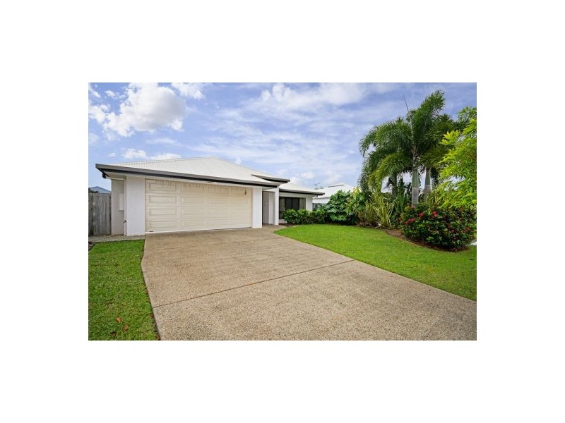 13 Byron Terrace, Redlynch QLD 4870