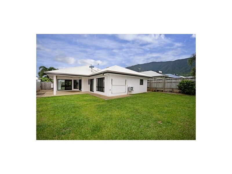 13 Byron Terrace, Redlynch QLD 4870