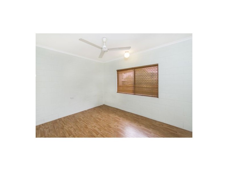 15 Silkwood Close, Manoora QLD 4870