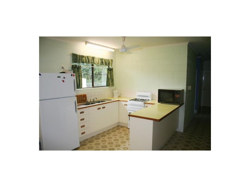 12 Kalyan Close, Caravonica QLD 4878