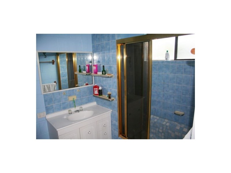 12 Kalyan Close, Caravonica QLD 4878