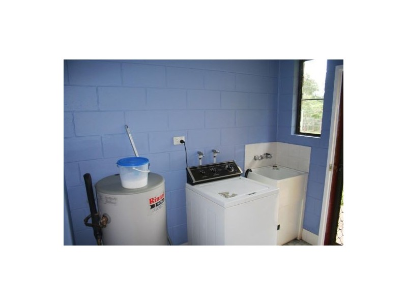 12 Kalyan Close, Caravonica QLD 4878