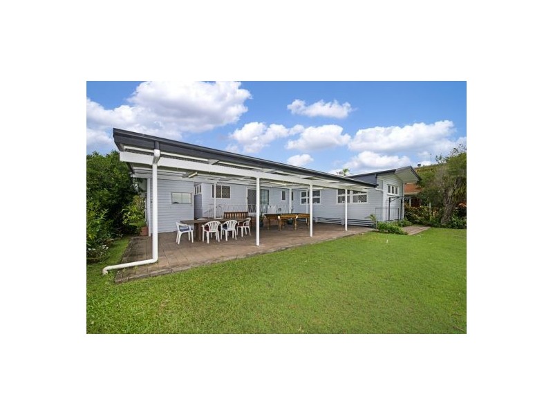 136 Hoare Street, Manunda QLD 4870