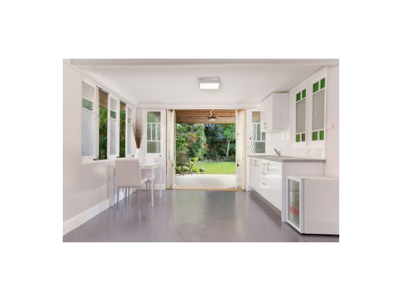 56 Charles St, Parramatta Park QLD 4870