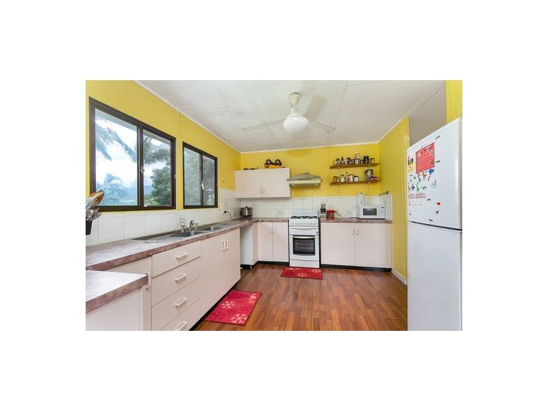 61 Fallon Street, Manunda QLD 4870