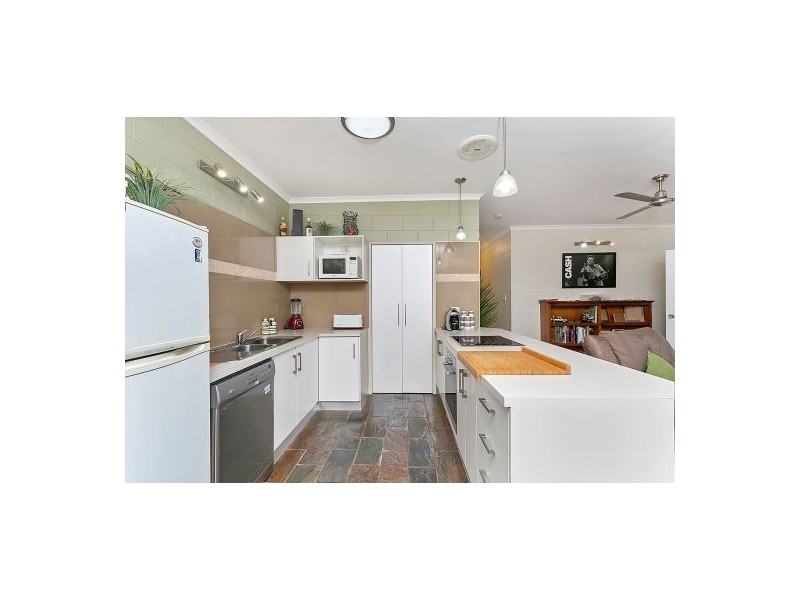 52 Wirrah Close, Bayview Heights QLD 4868