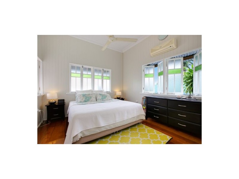 12 Allan Street, Bungalow QLD 4870