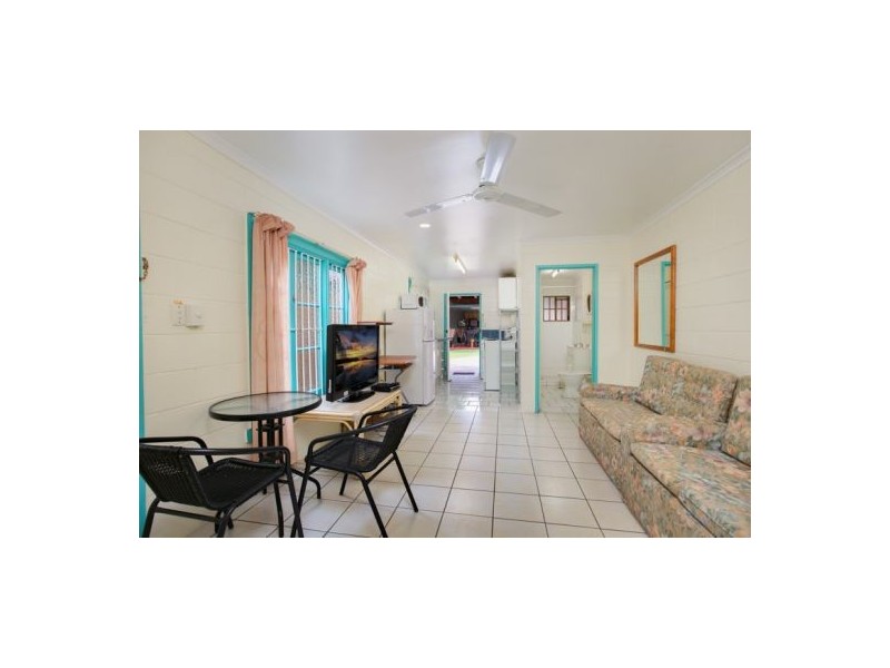 12 Allan Street, Bungalow QLD 4870