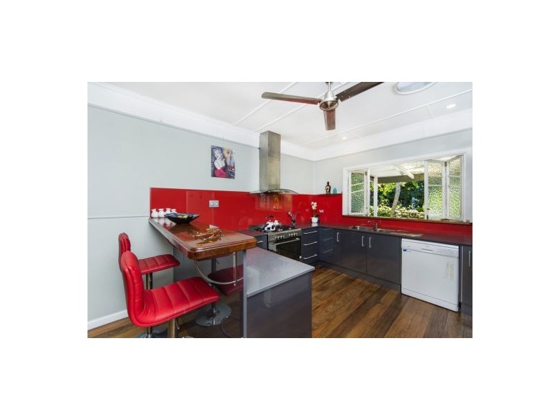 105 Aeroglen Drive, Stratford QLD 4870