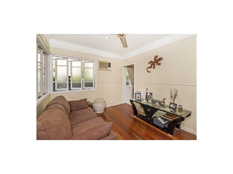 105 Aeroglen Drive, Stratford QLD 4870