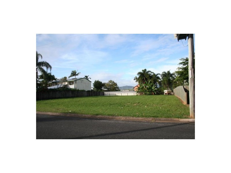 9 Mintaro Crescent, Woree QLD 4868