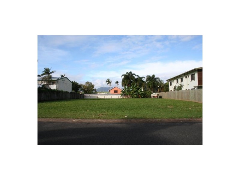 9 Mintaro Crescent, Woree QLD 4868