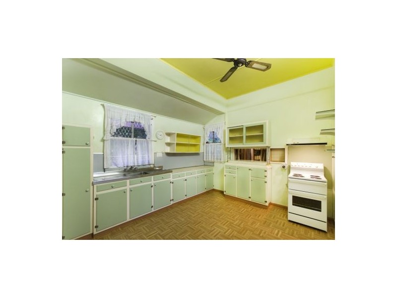 10 Sexton Street, Aeroglen QLD 4870