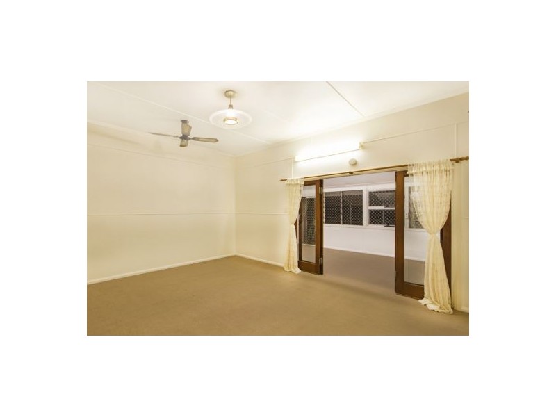 10 Sexton Street, Aeroglen QLD 4870