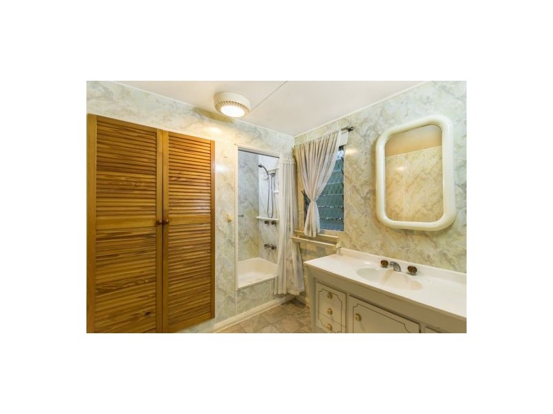 10 Sexton Street, Aeroglen QLD 4870