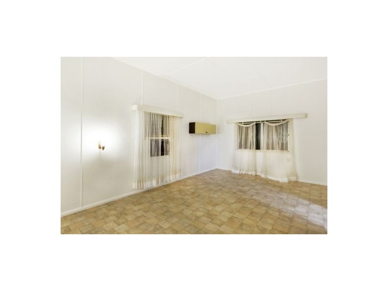 10 Sexton Street, Aeroglen QLD 4870