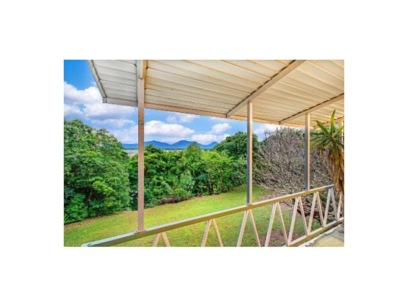 10 Sexton Street, Aeroglen QLD 4870